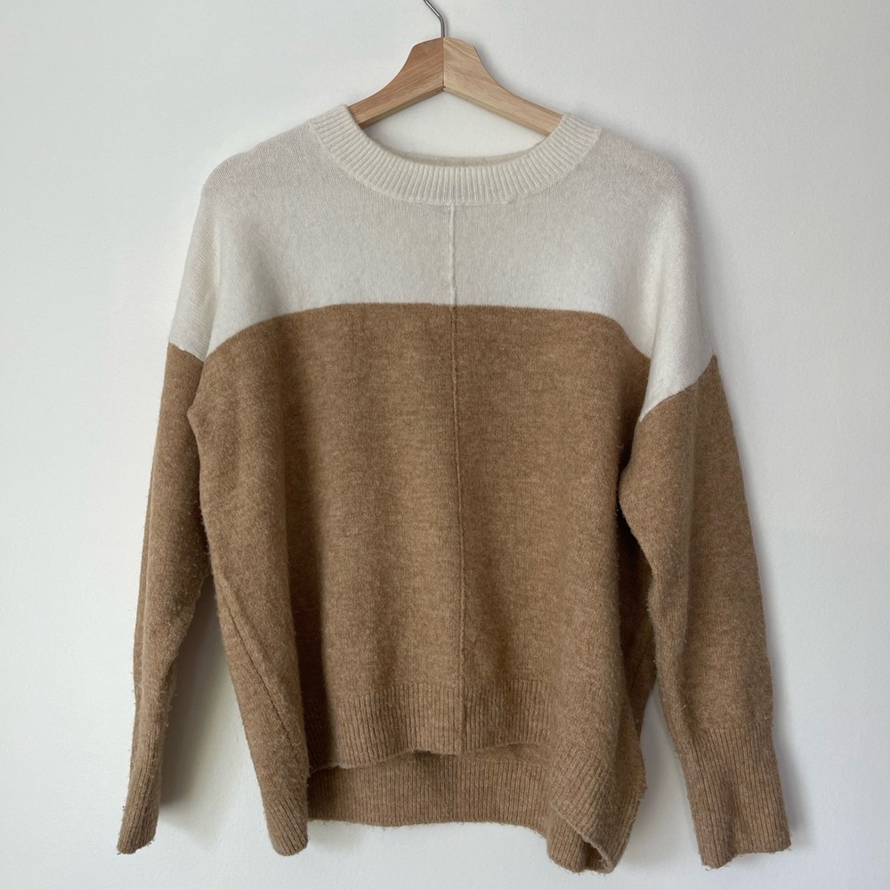 VINCE CAMUTO Color Block Sweater - Picture 2 of 8